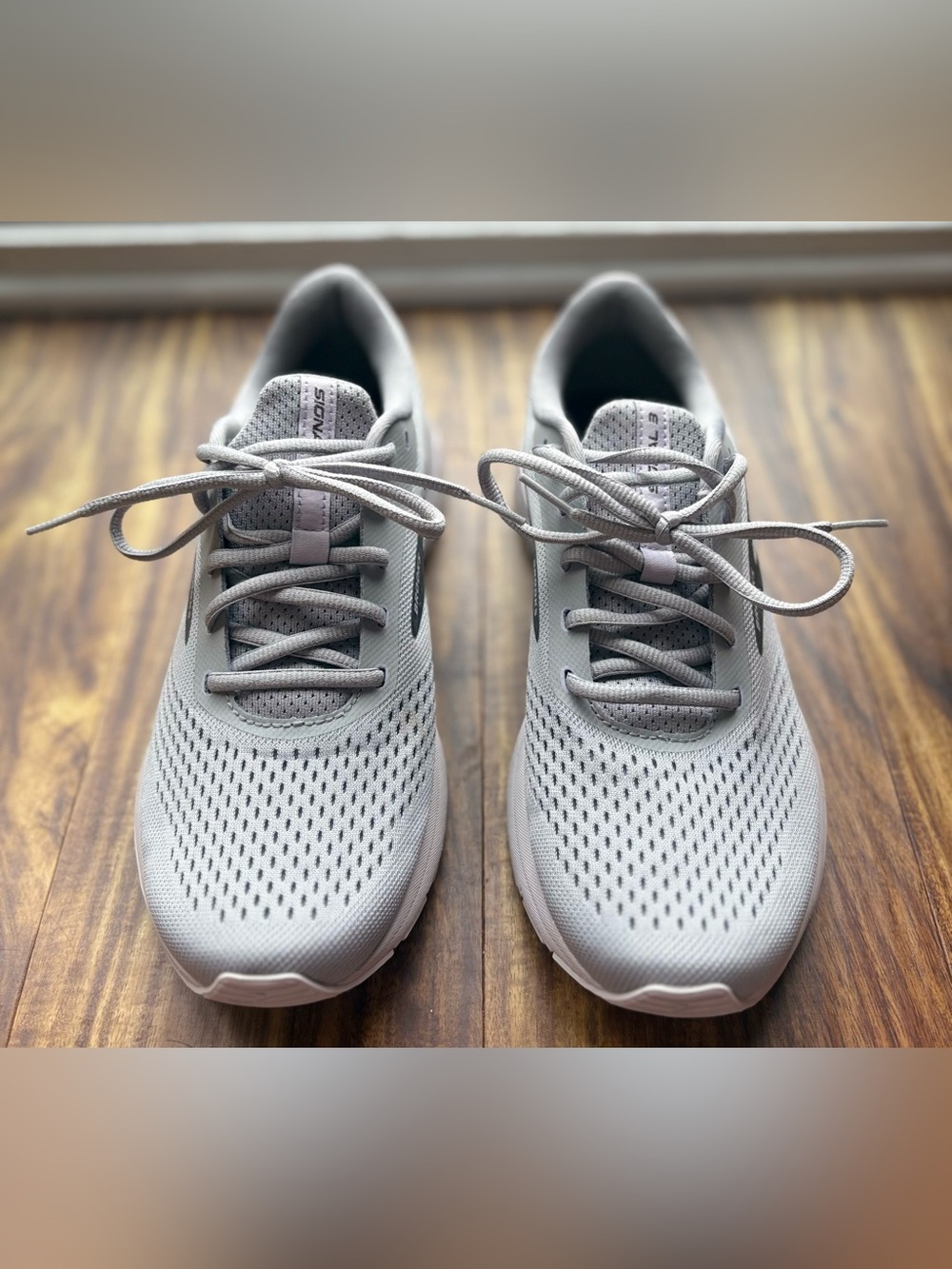 Brooks Signal 3 Gray Mesh Running Shoes Women’s 9.5 Like New